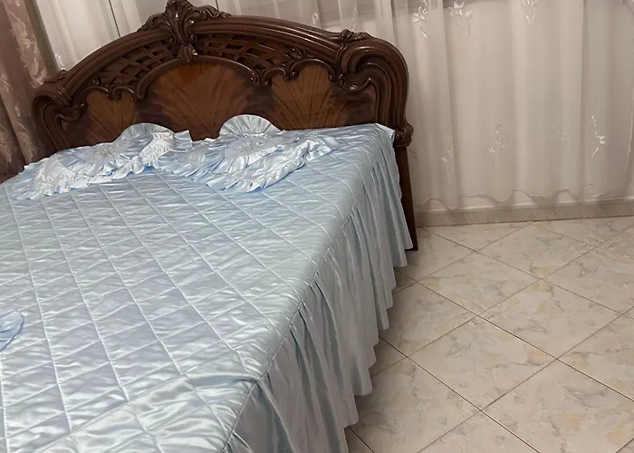 E Verdhe Elbasan, Albania *